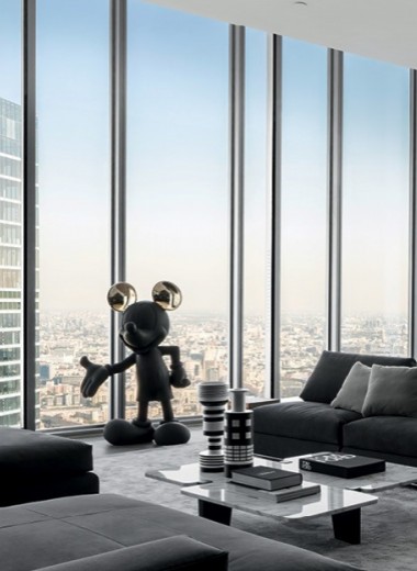 Высоко сижу