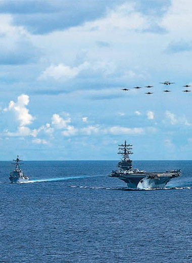 Американский флот слабеет. Китай получает исторический шанс
