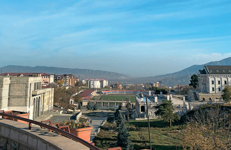 Вгрызаясь в клочки: как живет поствоенный Нагорный Карабах