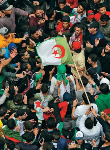 Алжир требует перемен