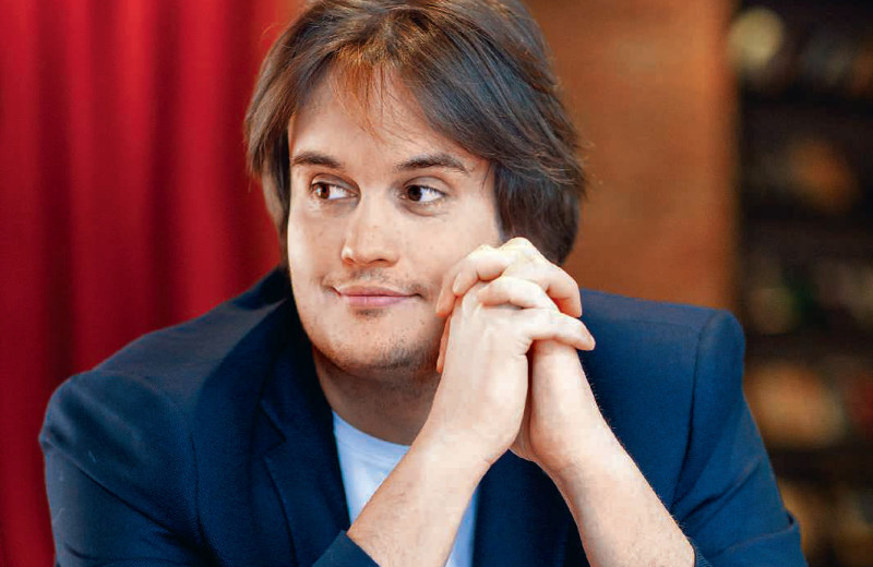 Александр Домогаров-младший: «Мы любим друг друга, дружим и теперь не стесняемся прямо все друг другу говорить»