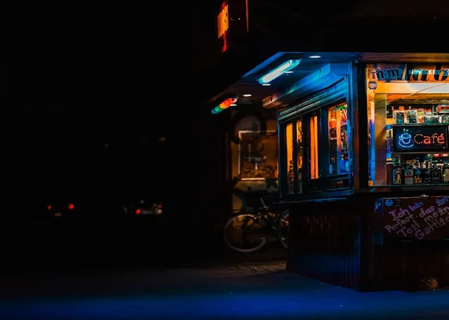 11zon_night-shop.webp