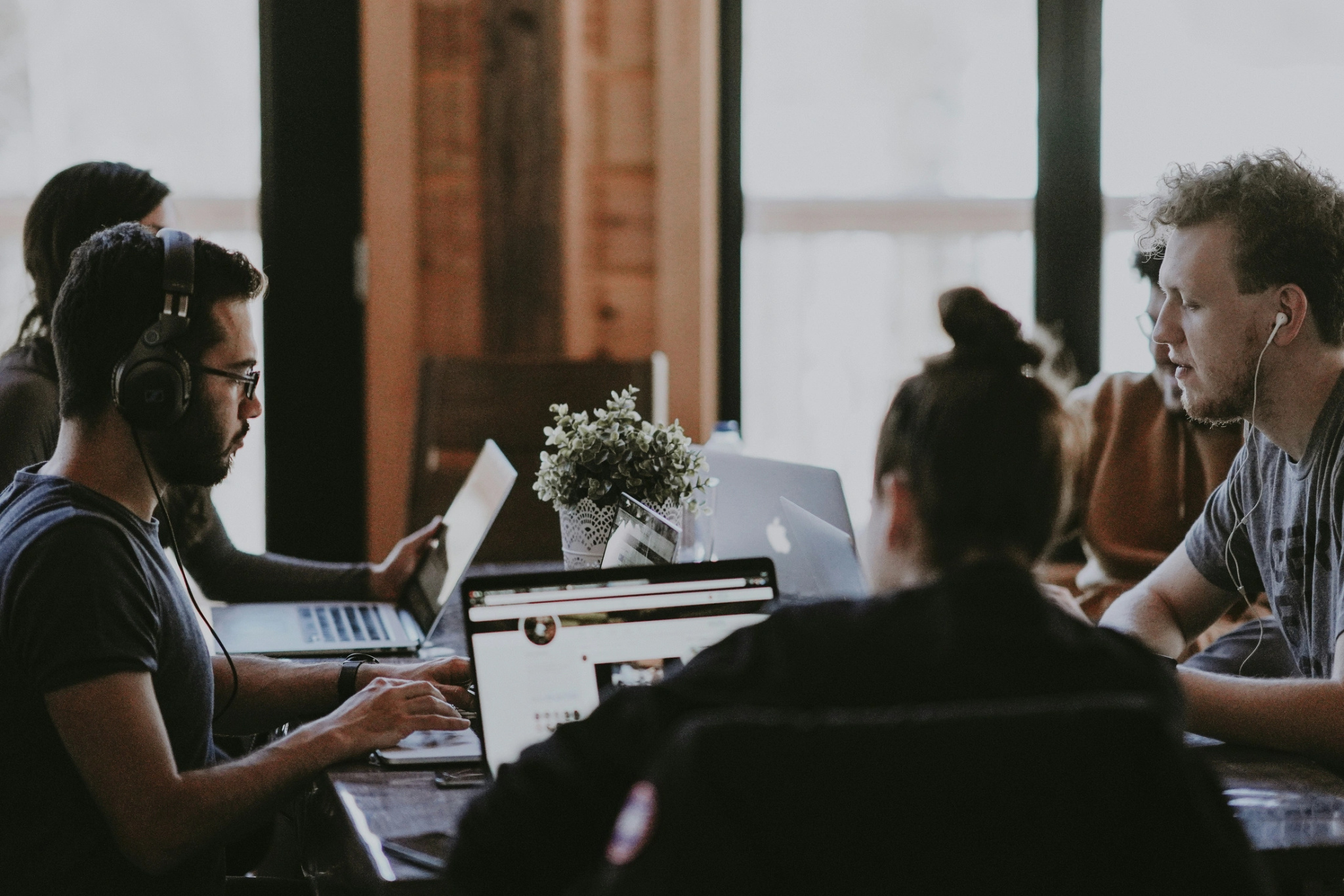 annie-spratt-sggw4-qDD54-unsplash.webp