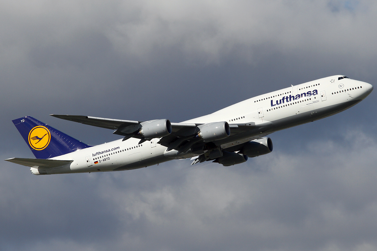 Boeing 747-8