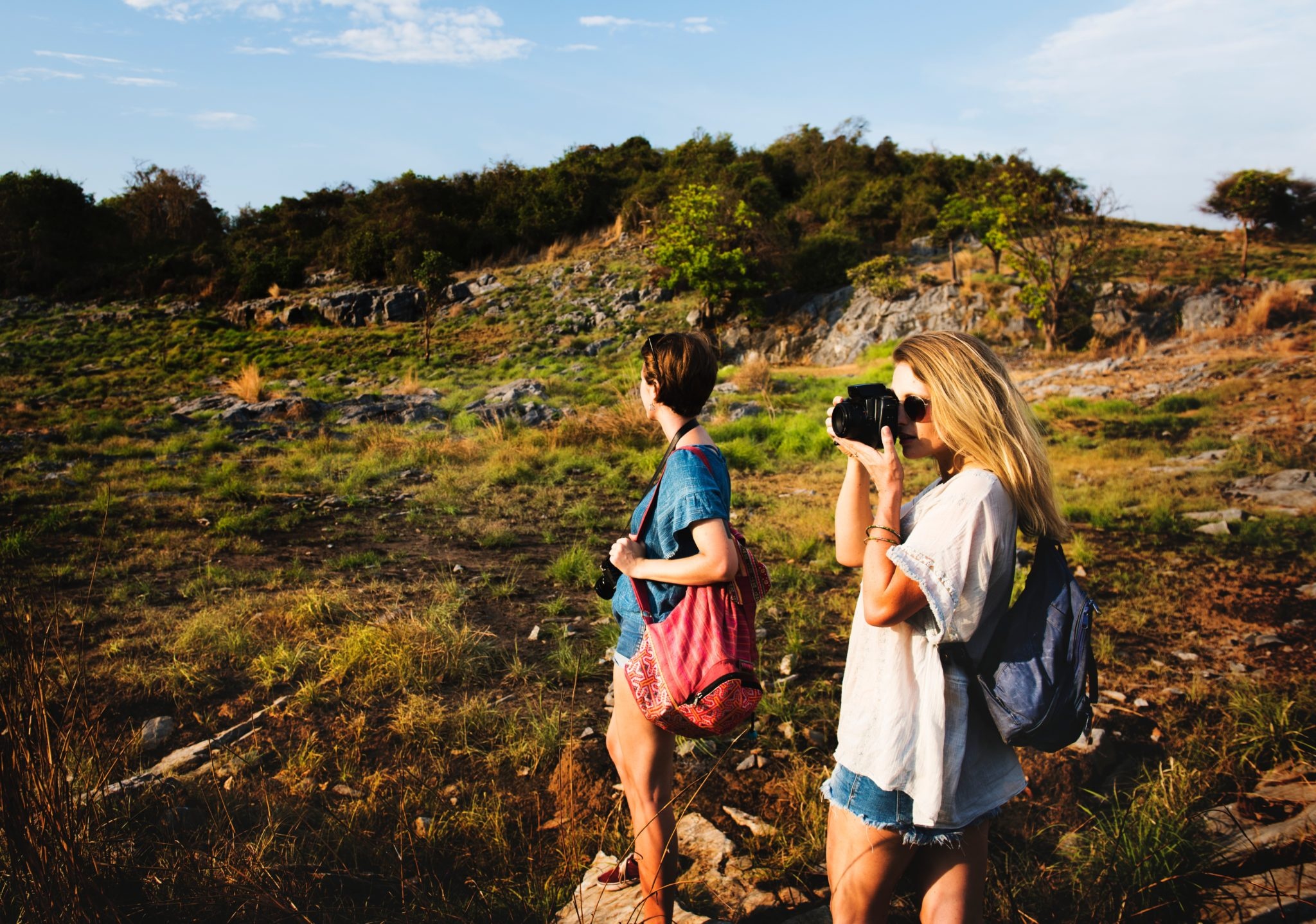 adventure-attractive-backpack-386132.jpg