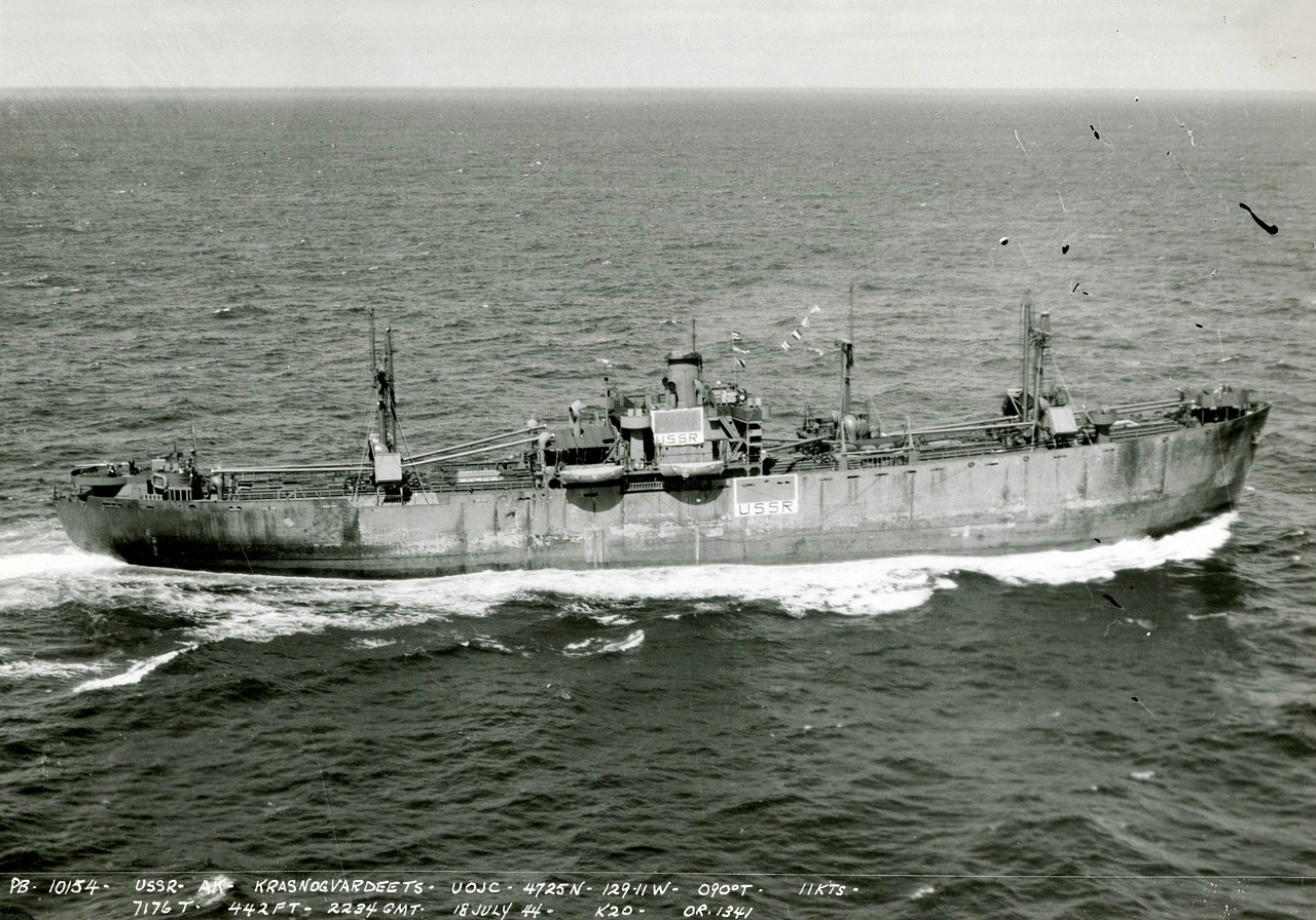 Транспортный корабль ленд-лиз старое фото