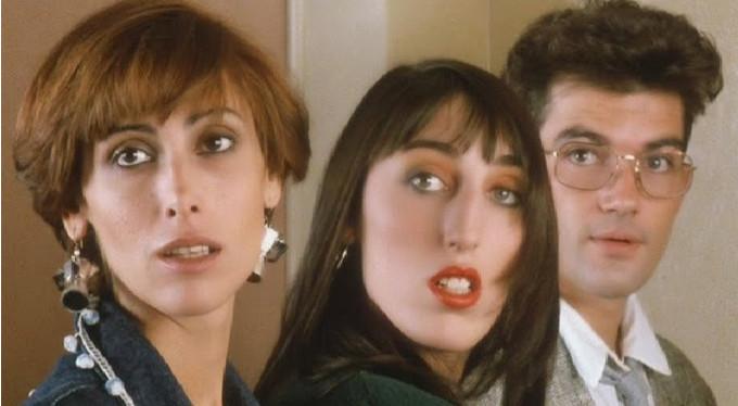 «Женщины на грани нервного срыва» «Женщины на грани нервного срыва»