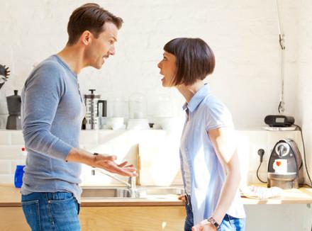 Чего нельзя делать в споре с партнером: мнение психологов Чего нельзя делать в споре с партнером: мнение психологов