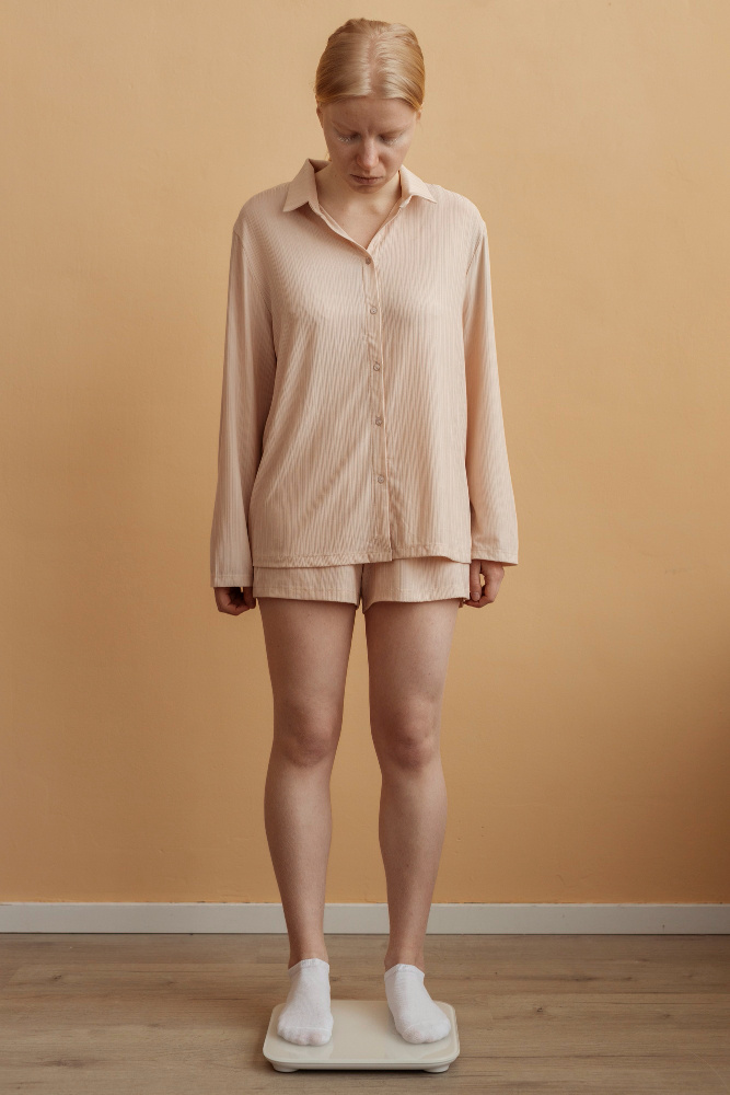 женщина на весах