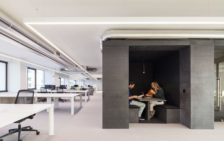 tour-seedrs-elegant-new-lisbon-office-officelovin-270811.jpg__1614266557__57368__vid862405e.jpg