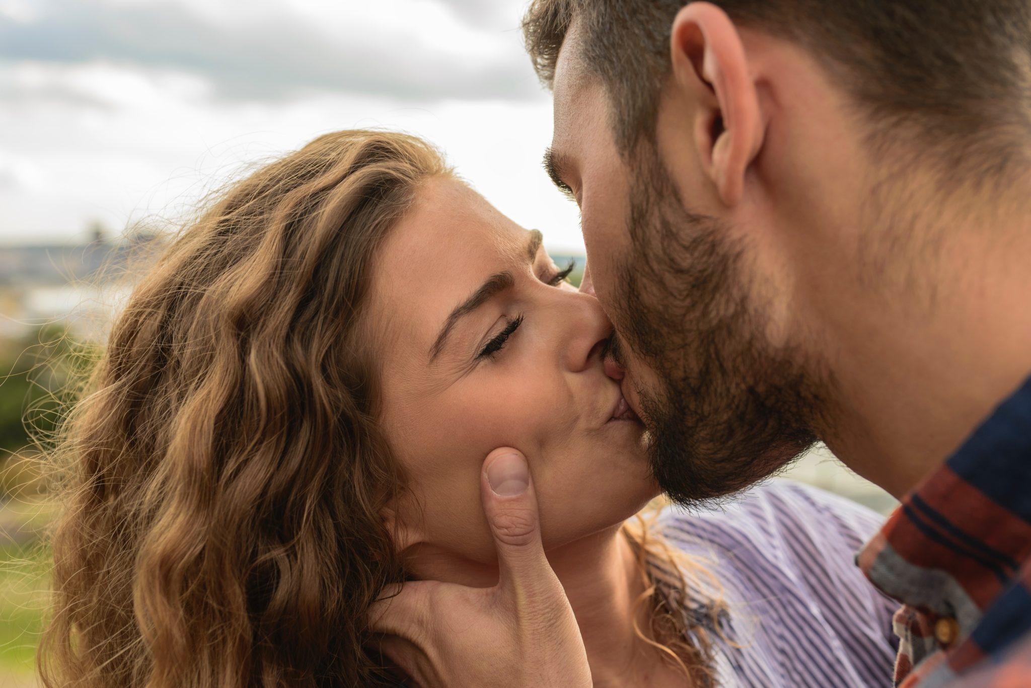 adults-affection-couple-984944-1.jpg
