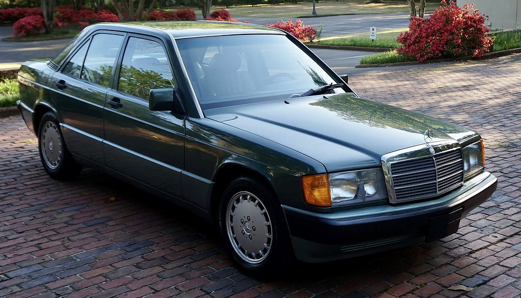 Mercedes-Benz W201 image