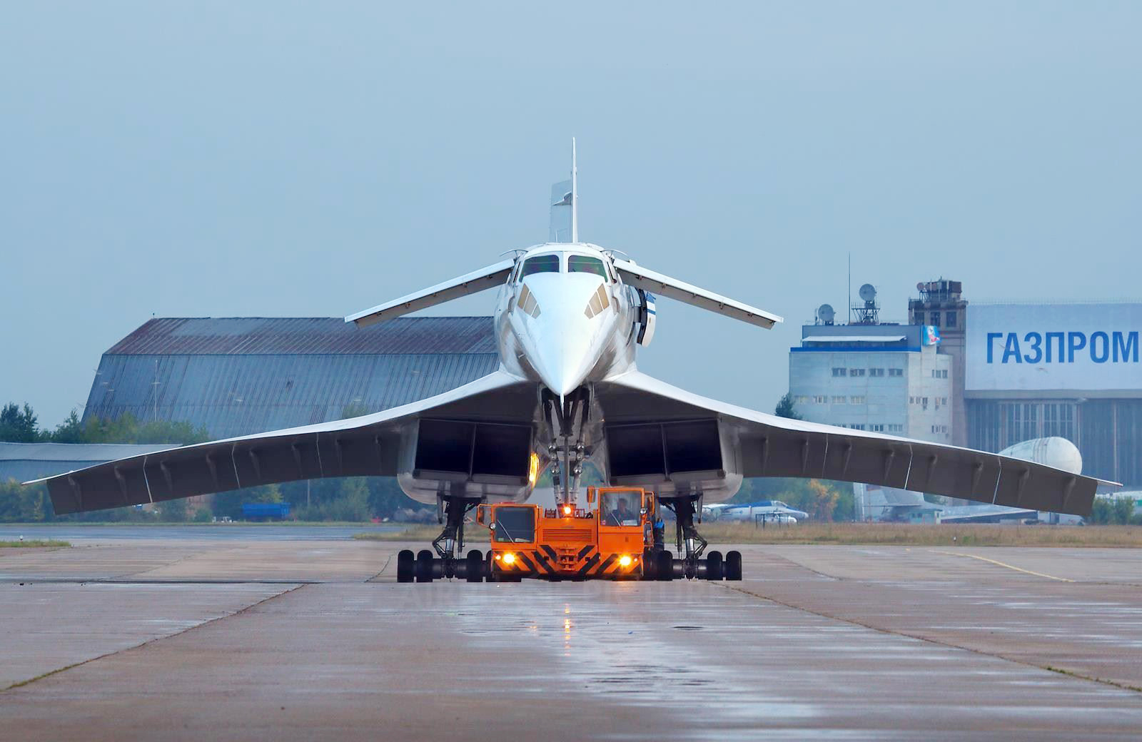 советский сверхзвуковой лайнер Ту-144